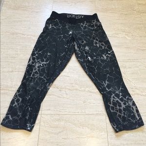 Nike Dri-Fit calf length running tight